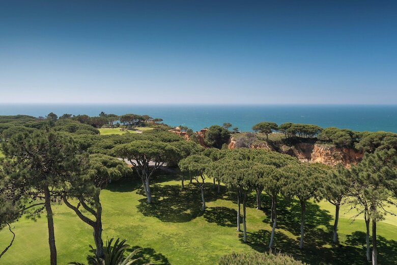 Pine Cliffs Hotel, A Luxury Collection Resort