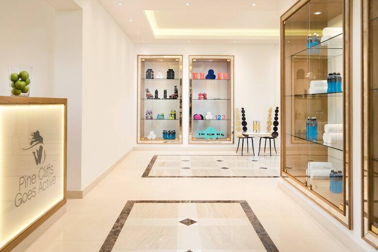 Pine Cliffs Hotel, A Luxury Collection Resort