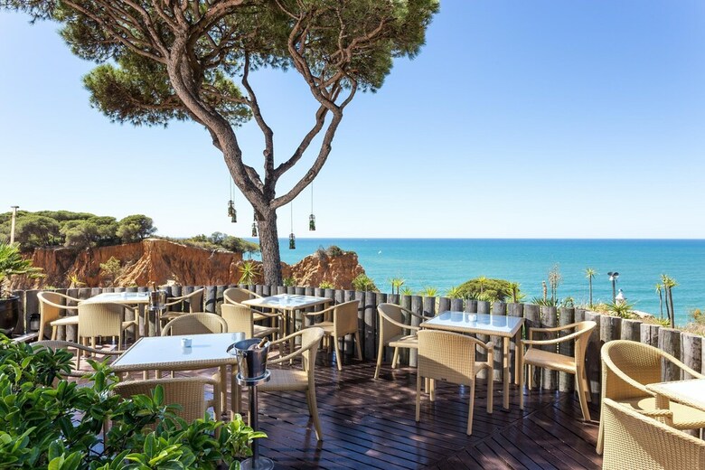 Pine Cliffs Hotel, A Luxury Collection Resort