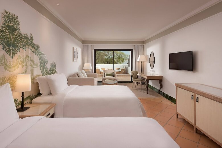 Pine Cliffs Hotel, A Luxury Collection Resort