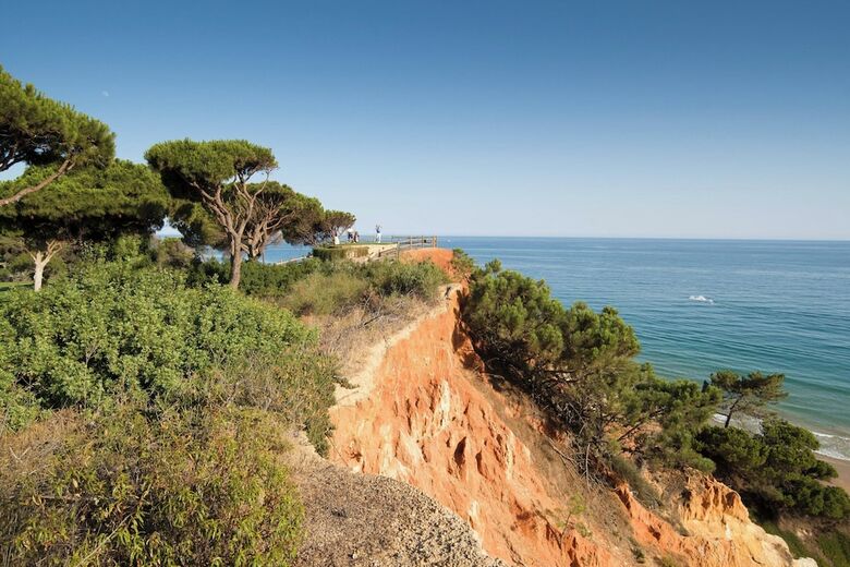 Pine Cliffs Hotel, A Luxury Collection Resort