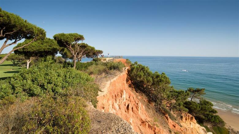 Pine Cliffs Hotel, A Luxury Collection Resort
