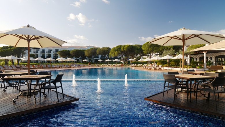Pine Cliffs Hotel, A Luxury Collection Resort