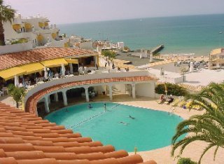 Hotel Cerro Branco (.)