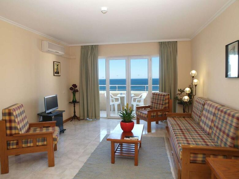 Apartamentos Jardins Da Rocha