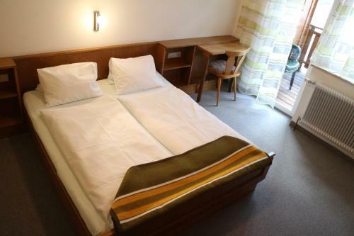 Hostal Ferienwohnungen-pension Kraker