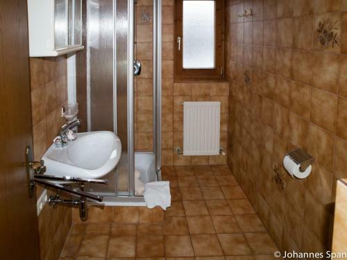 Bed & Breakfast Pension Handle