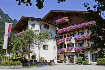 Sporthotel Sonnenuhr