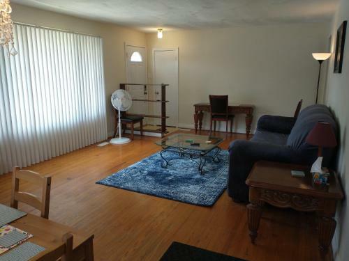 Barrie North Retreat - Quiet And Friendly