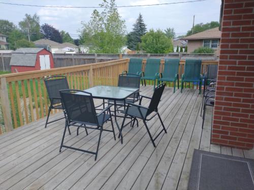 Barrie North Retreat - Quiet And Friendly