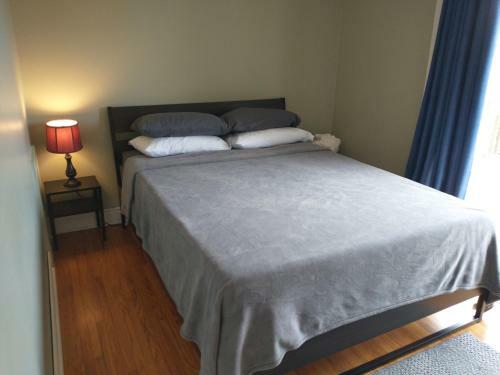 Barrie North Retreat - Quiet And Friendly