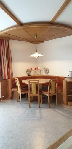 Apartamento Ferienwohnung Heidi