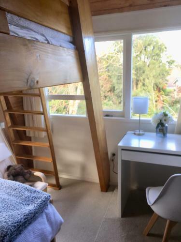 Wooden A-frame By The City And River ????????????