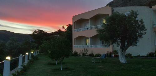 Onirana Apartments