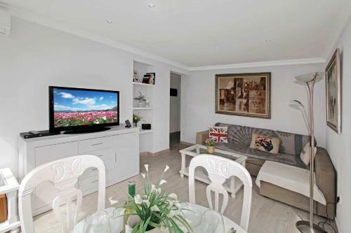 Apartamento Charming Central Apt In Marbella