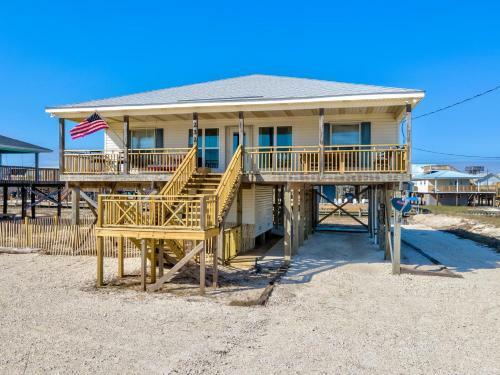 051 Topsail Home