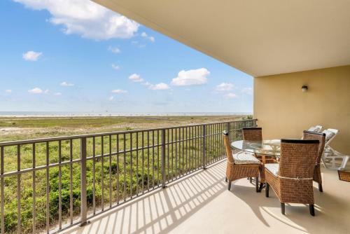 203 Holiday Isle 203 Home