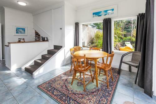 Haruru Drift - Haruru Falls Downstairs Holiday Unit