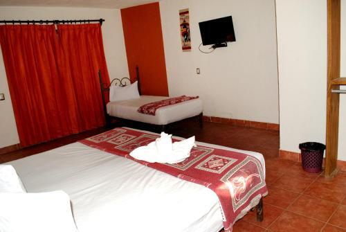 Hotel Maya 2012