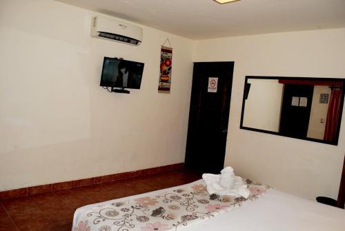 Hotel Maya 2012