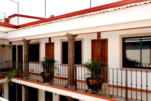 Hotel Maya 2012