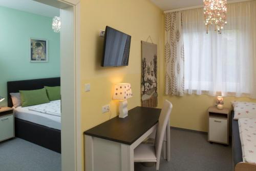Hostal Pension Gierlinger