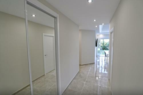 Beachfront Luxury Apartment, Puerto Ban�s, Marbella