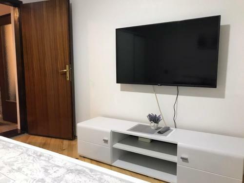 Apartman Samard?i?