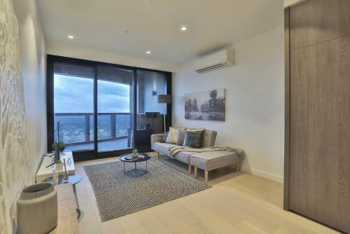 Box Hill Central Sky One Apartment
