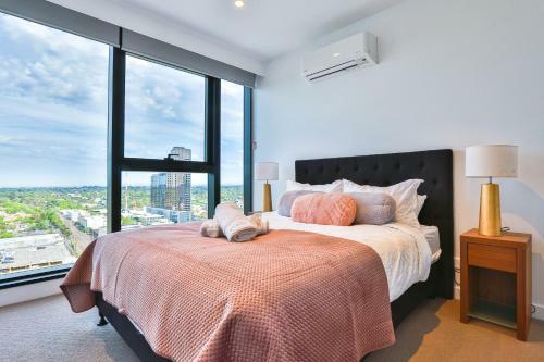 Box Hill Central Sky One Apartment