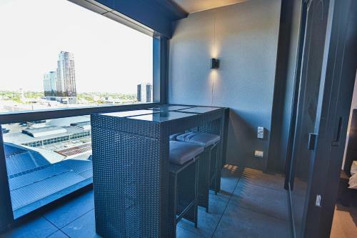 Box Hill Central Sky One Apartment