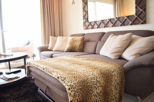 Altos La Quinta Apartment