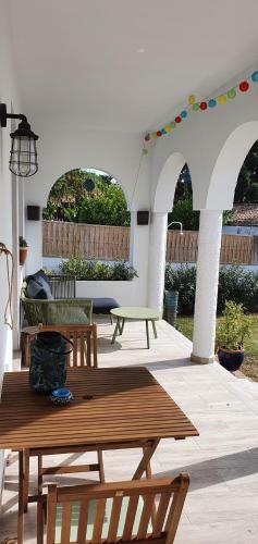 Casa Blue Vista, Beachside Villa