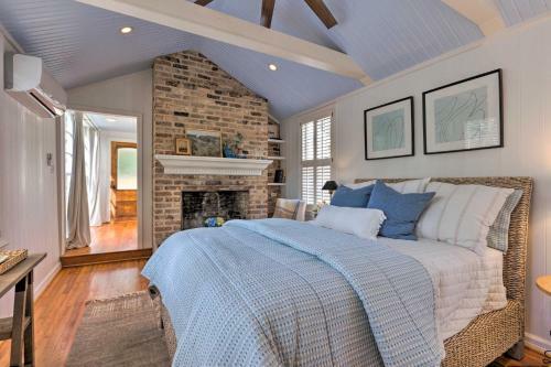 Luxe Fairhope Home - Short Walk To The Beach!
