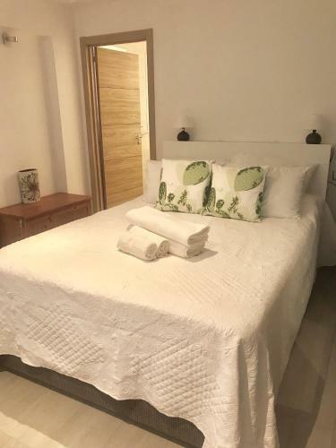 Apartamento Beachside 2bed/2bath With Large Patio And Pool