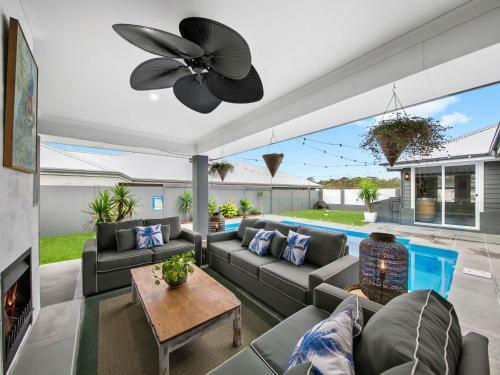 Huntlee Pool Luxe House