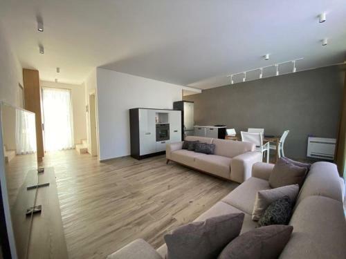 Olea Residence, Lemon Tree Villa