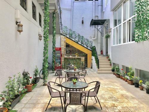 Shalimar Boutique Hotel