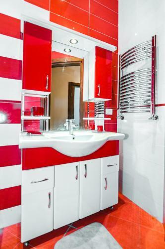 Apartment On Pakdad