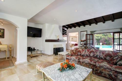 Exclusive Villa Las Palmeras Puerto Banus, Marbella, Spain