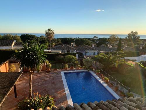 Exclusive Andalusian Villa El Pino In Cabopino