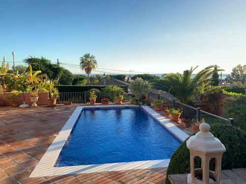 Exclusive Andalusian Villa El Pino In Cabopino