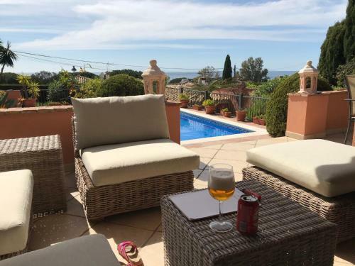 Exclusive Andalusian Villa El Pino In Cabopino