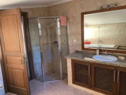 Exclusive Andalusian Villa El Pino In Cabopino