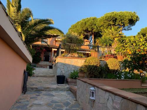 Exclusive Andalusian Villa El Pino In Cabopino