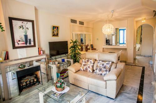 Duplex Apartment On The Beach 71