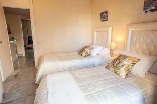 Duplex Apartment On The Beach 71
