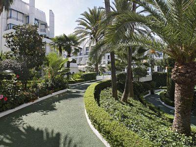 Duplex Apartment On The Beach 71