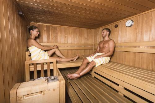 Hotel Restaurant B�ck "roter Hahn"