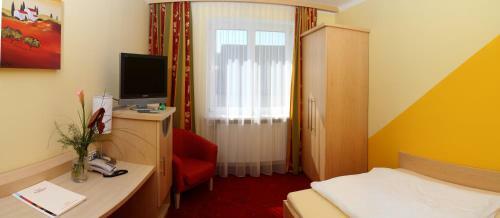 Hotel Restaurant B�ck "roter Hahn"